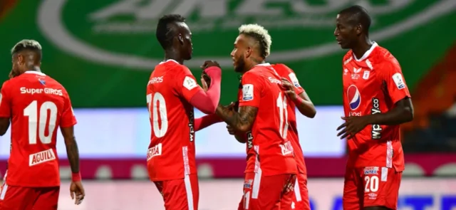 América convocó a 20 jugadores para la semifinal ida. / Foto: VizzorImage - Luis Benavides