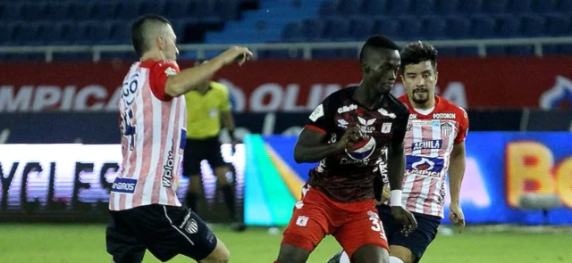 Junior acumula 10 juegos invicto en el campeonato. / Foto: VizzorImage - Jesús Rico