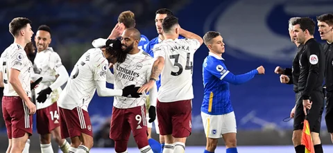 Jugadores de Arsenal celebrando la victoria frente a Brighton / AFP