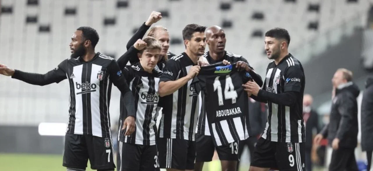 Besiktas derrotó 3-0 a Sivasspor. / Foto: AFP