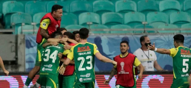 Defensa y Justicia derrotó 2-3 a Bahía. / Foto: AFP