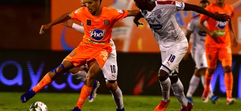 Medellín goleó 0-3 a Envigado | VizzorImage / Luis Benavides