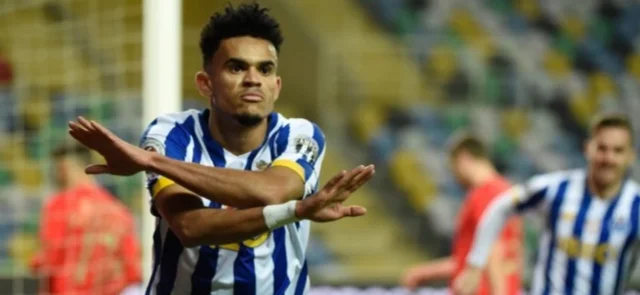 Luis Díaz puso el 2-0 en el último minuto/ AFP