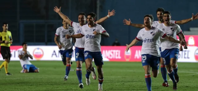 Nacional derrotó 4-2 en penales a Independiente del Valle. / Foto: AFP