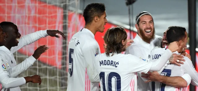 Real Madrid celebra el triunfo ante Atlético de Madrid / Foto AFP