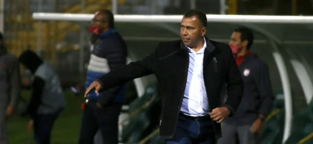 Harold Rivera cumplió 50 partidos oficiales al frente de Santa Fe. / Foto: VizzorImage - Daniel Garzón Erazo