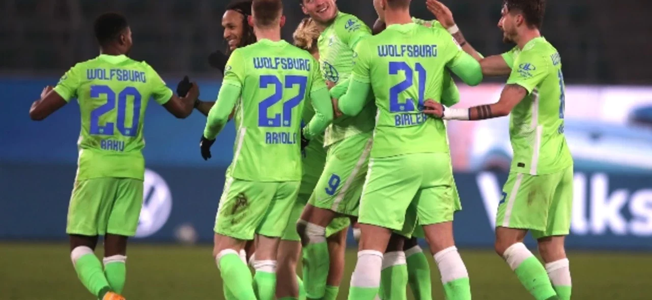 Wolfsburgo se impuso 2-1 frente a Frankfurt. / Foto: AFP