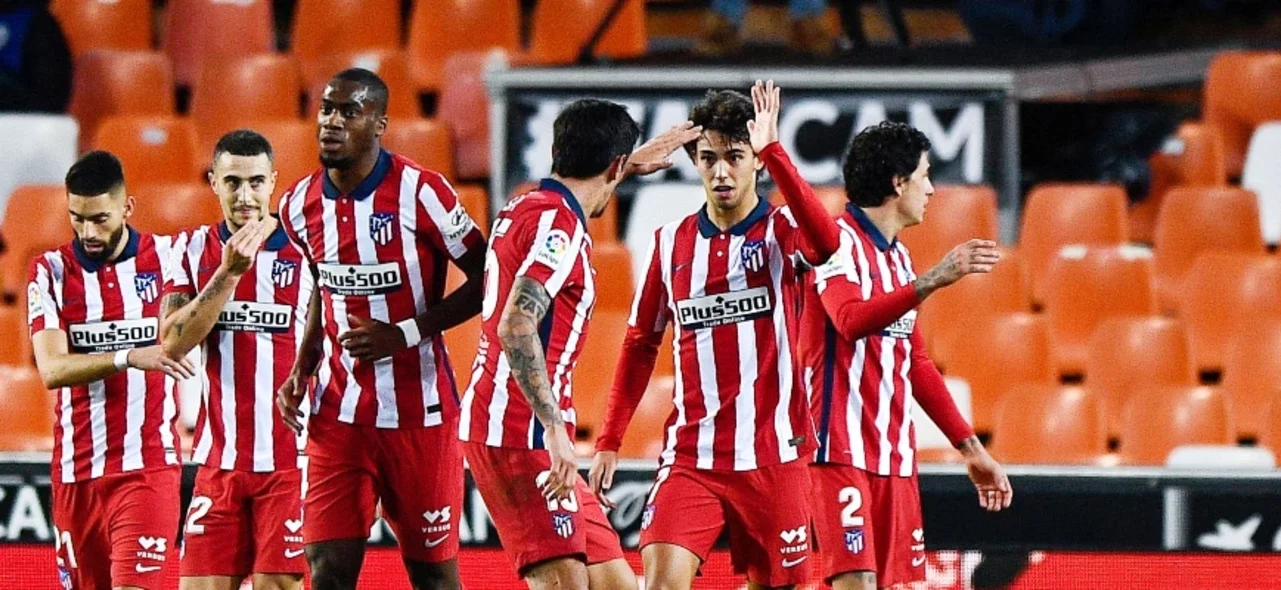 Atlético de Madrid celebra su clasificación a octavos / Foto AFP