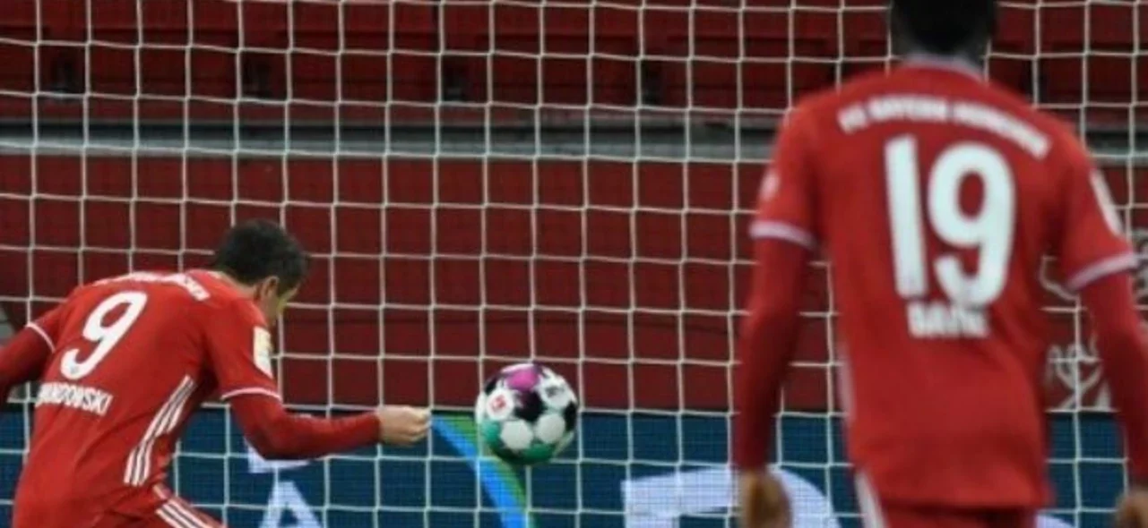 Bayern ganó como visitante / AFP