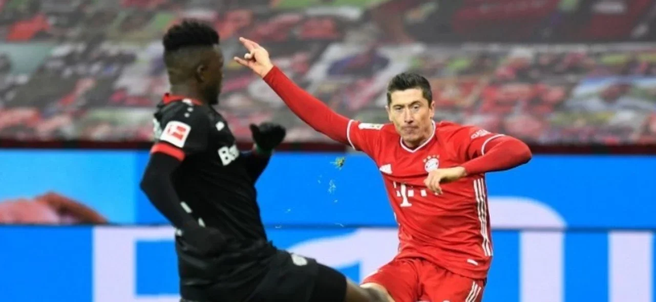 Lewandowski le dio la victoria a Bayern Múnich / Foto AFP