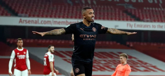 Gabriel Jesús celebra el primer tanto de la goleada / Foto AFP