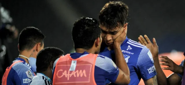 Ricardo Márquez se lesionó frente a Patriotas | Foto: VizzorImage / Ricardo Vejarano