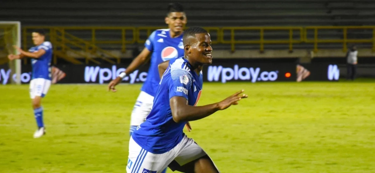 Andrés Román marcó el gol del triunfo | Foto: VizzorImage / Edward Leguizamón