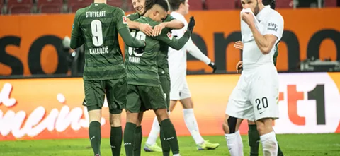 Stuttgart derrotó 1-4 a Augsburgo /AFP