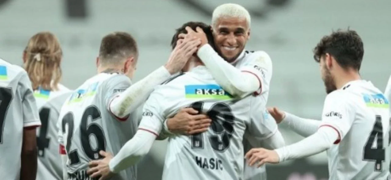Besiktas se impuso 6-0 frente a Rizespor. / Foto: AFP