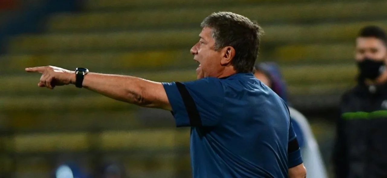 'Bolillo' Gómez, técnico de Medellín / VizzorImage / Luis Benavides