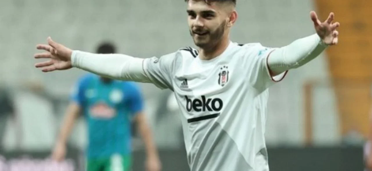 Ajdin Hasic y un golazo en la Superliga de Turquía. / Foto: AFP