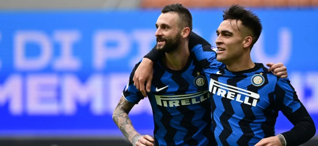 Lautaro Martínez marcó triplete en la victoria de Inter / Foto: AFP