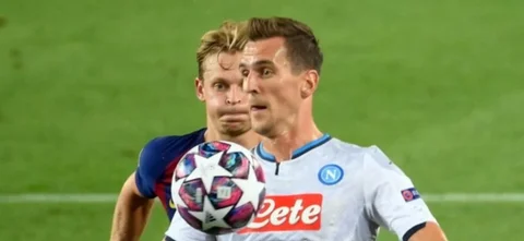 Arkadiusz Milik, delantero polaco/ AFP