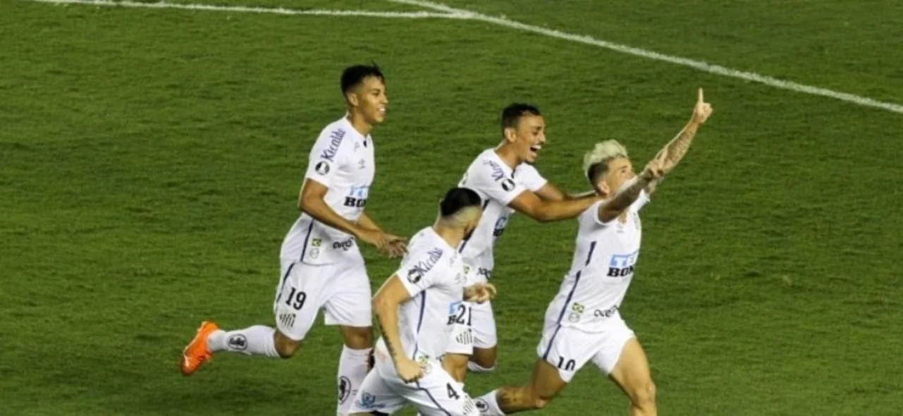 Santos y Palmeiras definirán al campeón en el Maracaná/ AFP