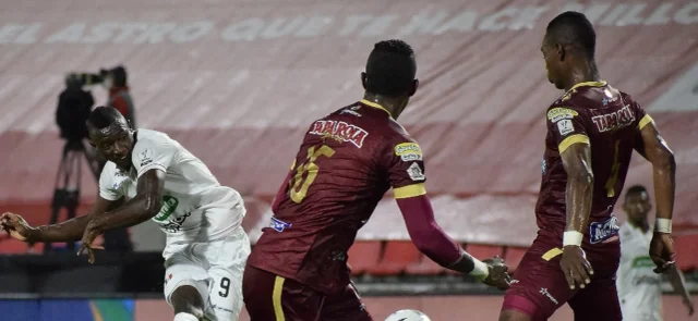 Tolima vs. Once Caldas 2020 / Foto VizzorImage