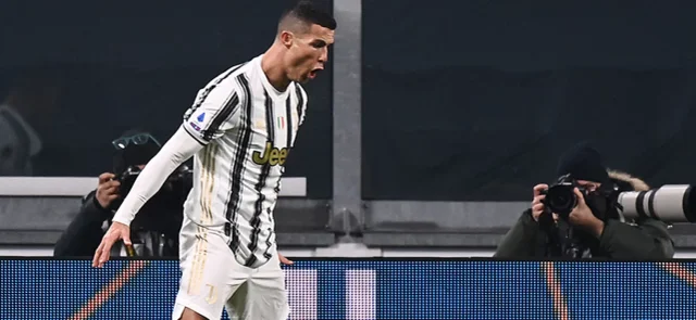 Cristiano Ronaldo celebra en la victoria de Juventus sobre Udinese / Foto: AFP