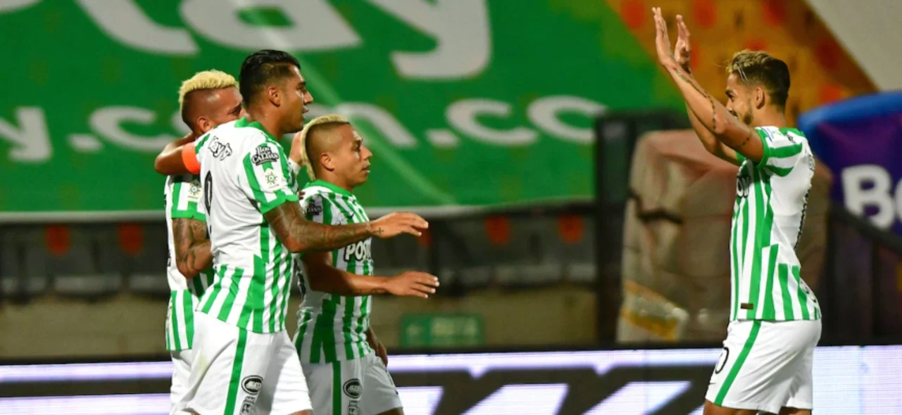 Nacional derrotó a Santa Fe en la primera fewcha de la Liga BetPlay | VizzorImage / Luis Benavides