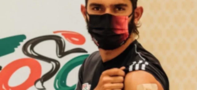 Fernando Gaviria, vacunado contra el Covid-19 / AFP