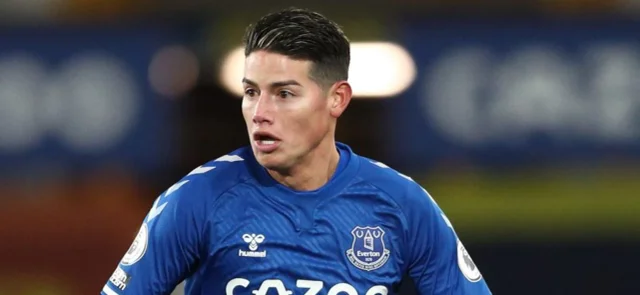 James ingresó al minuto 64 / AFP