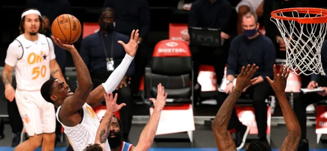 James Harden, figura en el triunfo de los Nets / Foto AFP