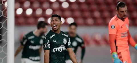 Palmeiras fue contundente frente a River / AFP