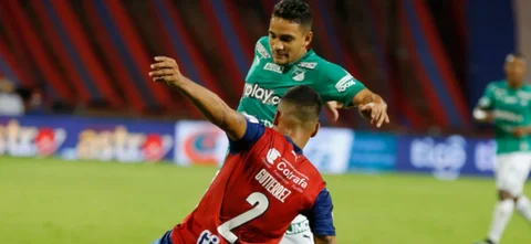 Medellín empató 1-1 frente a Deportivo Cali. / Foto: VizzorImage - Donaldo Zuluaga