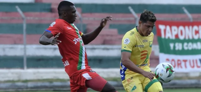 Fabio Delgado marcó 4 goles en Cortuluá/ Vizzorimage