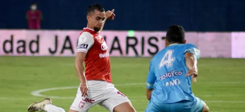 Santa Fe derrotó 0-1 a Jaguares. / Foto: VizzorImage