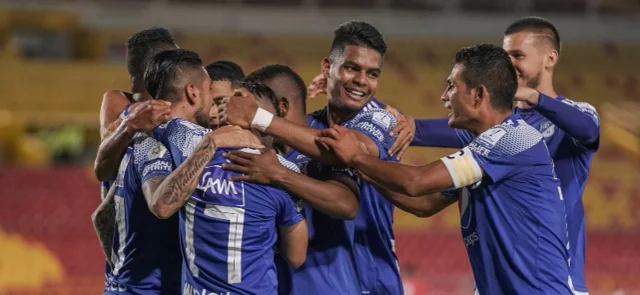 Millonarios celebrando el triunfo ante Pasto / Foto VizzorImage
