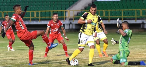 Patriotas derrotó 3-1 a Alianza Petrolera. / Foto: VizzorImage - Macgiver Baron