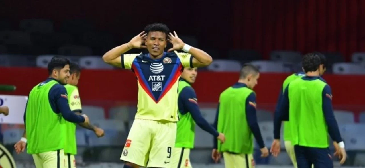 Roger Martínez, delantero colombiano de América de México/ AFP