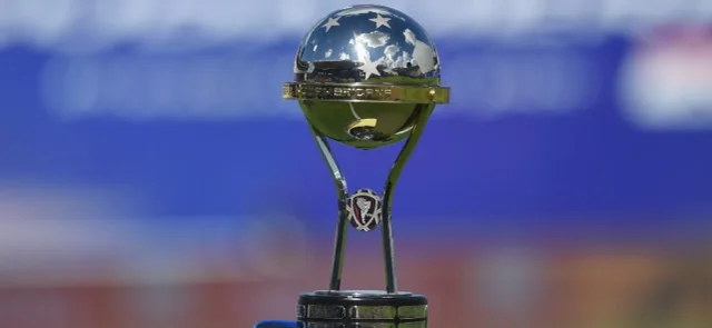 Trofeo de la Copa Sudamericana/ AFP