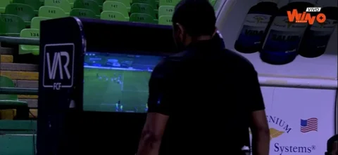 El árbitro anuló la jugada que terminó en gol de Águilas Doradas.