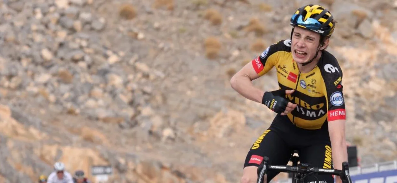 Jonas Vingegaard, ganó la etapa 5 del Tour de los Emiratos / AFP