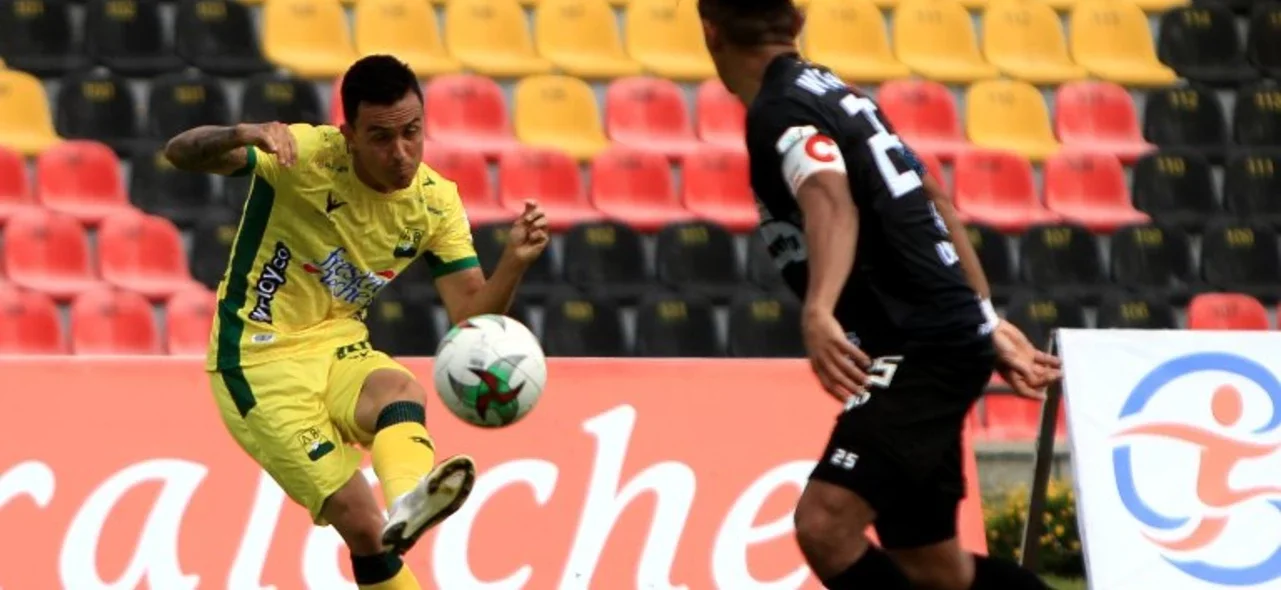 Bucaramanga derrotó 2-0 a Pereira en la jornada 7 de la Liga BetpPlay Dimayor / VizzorImage / Jaime Moreno