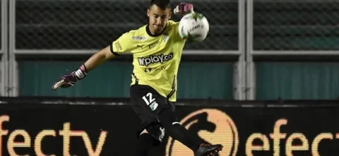 Guillermo De Amores, arquero de Deportivo Cali. / Foto: VizzorImage - Gabriel Aponte