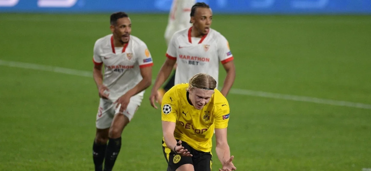 Haaland marcó doblete en el triunfo de Dortmund. / Foto: AFP