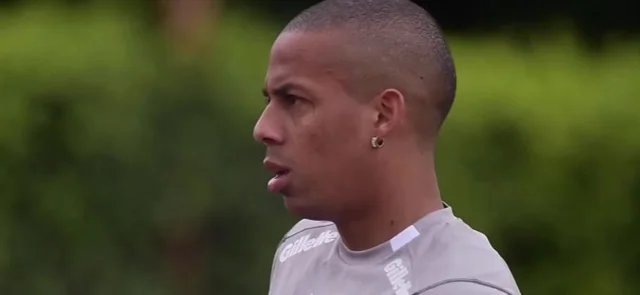 Jeison Lucumí, durante un entrenamiento con América