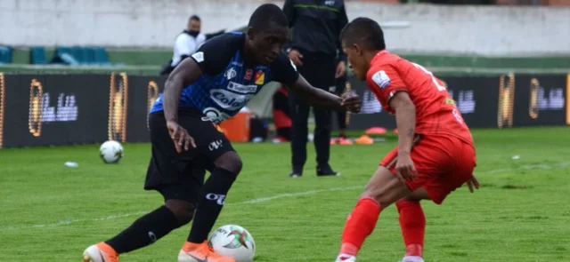 Patriotas vs. Pereira / Foto VizzorImage