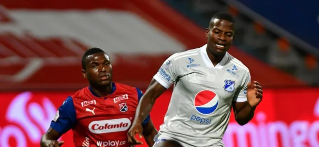 Andrés Felipe Román regresó a Colombia | Foto: VizzorImage / Luis Benavides