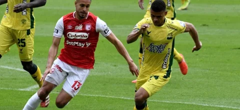 Santa Fe derrotó 2-0 a Bucaramanga / VizzorImage / Luis Ramirez