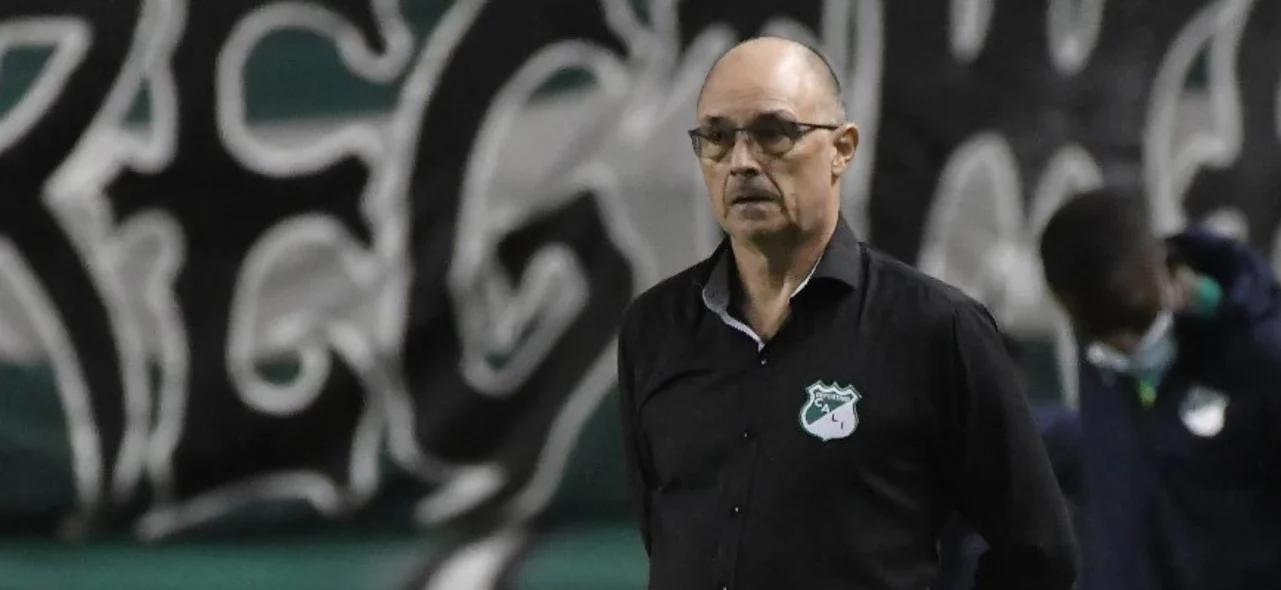 Alfredo Arias, técnico de Cali /Foto: VizzorImage / Gabriel Aponte