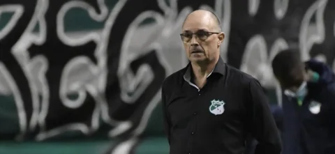 Alfredo Arias, técnico de Cali /Foto: VizzorImage / Gabriel Aponte