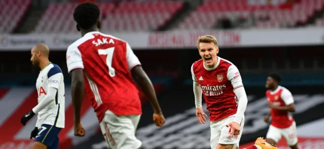 Arsenal derrotó 2-1 a Tottenham en la Premier League. / Foto: AFP